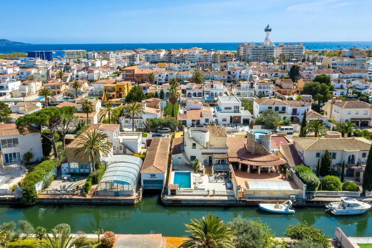 Oasis 11 Empuriabrava - Immo Barneda Apartman