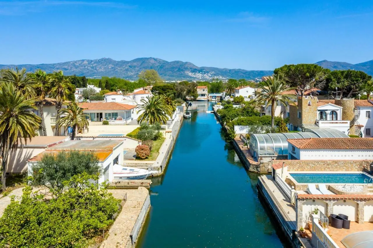 Oasis 11 Empuriabrava - Immo Barneda Apartman